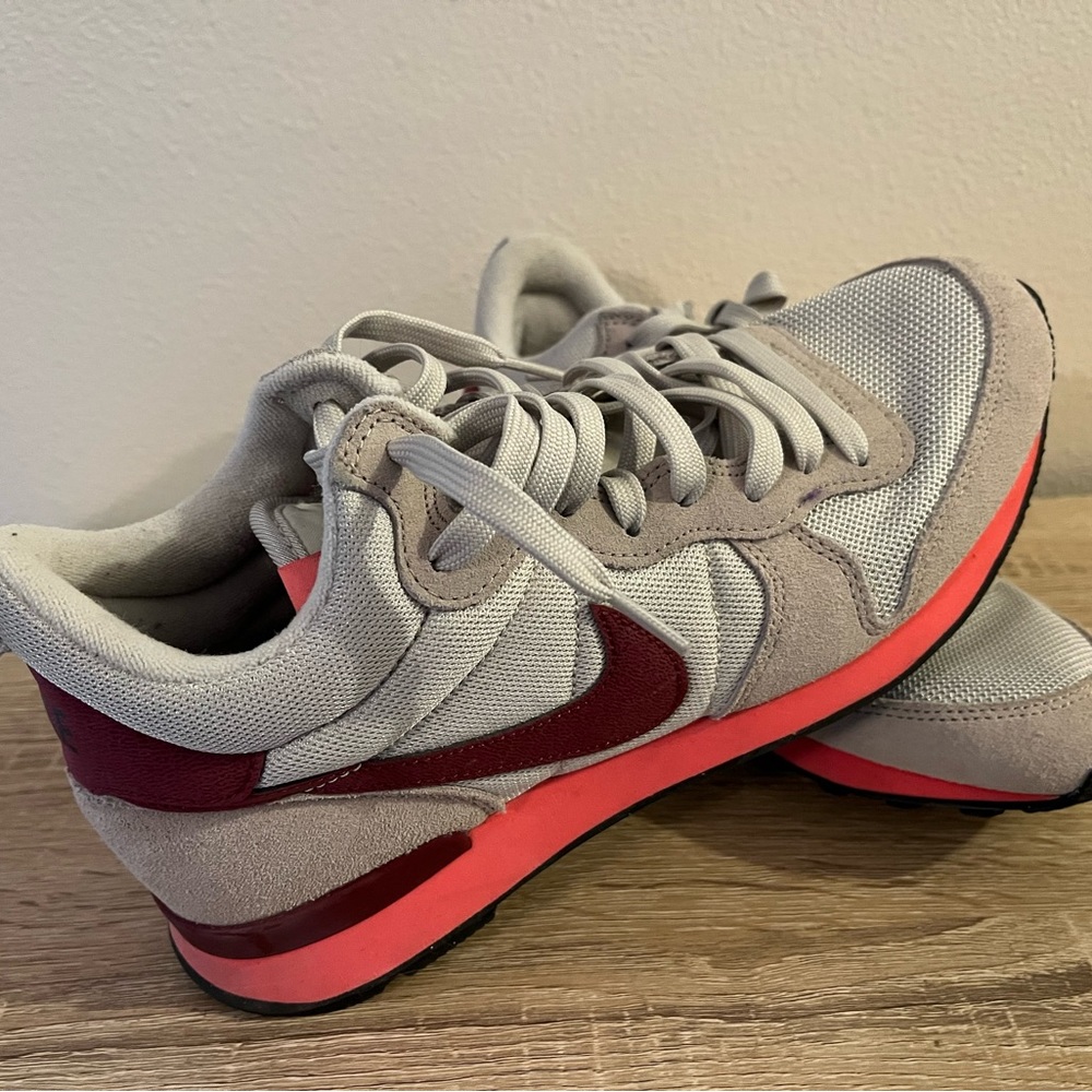 Retro Nike